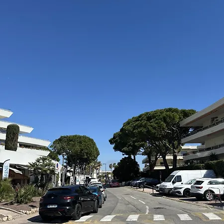 Front De A 10metres De La Apartmán Villeneuve-Loubet