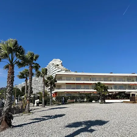 Apartmán Front De A 10metres De La *